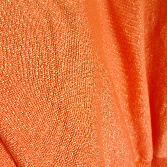 🎁Express Off-the-Shoulder Coral Sweater Size Small - Picture 5 of 9